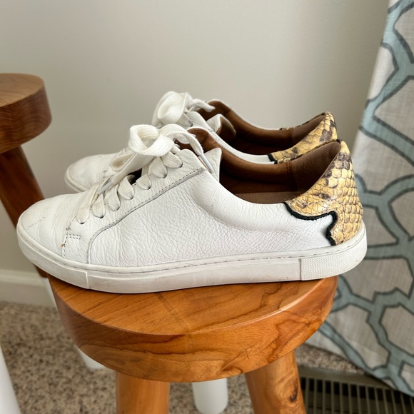 Frye ivy court low lace White Leather Sneakers, 7.5M - Picture 5 of 5